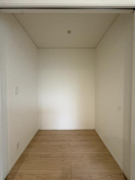クレイドルガーデン八街市八街ほ 第16全4棟1号棟の収納画像
