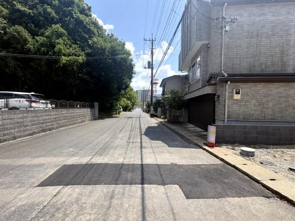 グラファーレ 佐倉市宮前11期全2棟1号棟の前面道路含む現地写真画像