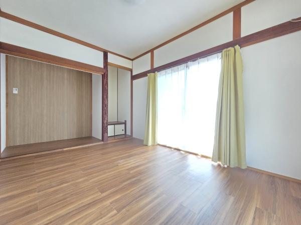 富里市　七栄（とみさとし　ななえ）の洋室画像