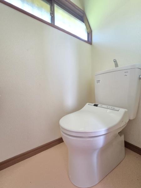富里市　七栄（とみさとし　ななえ）のトイレ画像