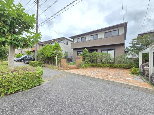 大網白里市 みどりが丘 2丁目の前面道路含む現地写真画像