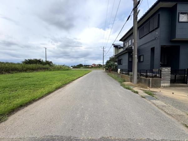 山武市 井之内 (さんむし いのうち)の前面道路含む現地写真画像