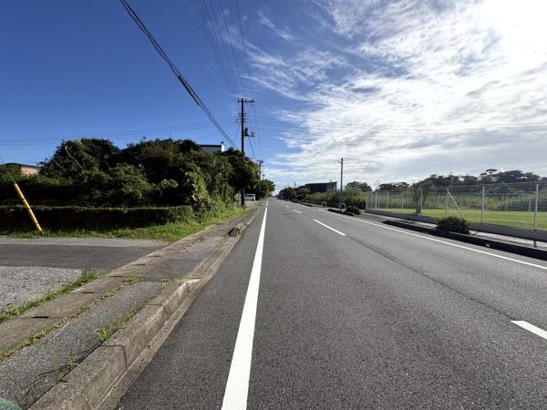 山武市　本須賀　さんむし　もとすかの前面道路含む現地写真画像