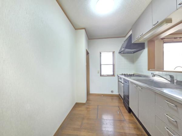 八街市 四木(やちまたし しもく)のキッチン画像