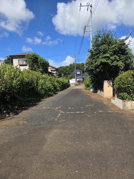 八街市 四木(やちまたし しもく)の前面道路含む現地写真画像