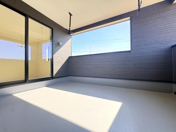 八街市榎戸 第1 全3棟 1号棟のバルコニー画像