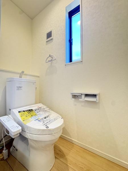 八街市榎戸 第1 全3棟 1号棟のトイレ画像