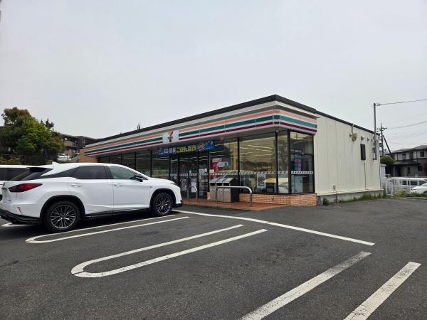 リガーレ成田市加良部3期・全2棟・2号棟のコンビニ画像