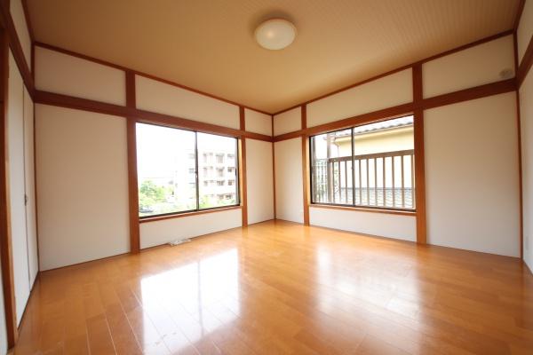 青梅市友田町　中古戸建の洋室画像