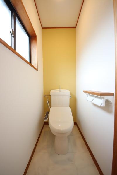 青梅市友田町　中古戸建のトイレ画像