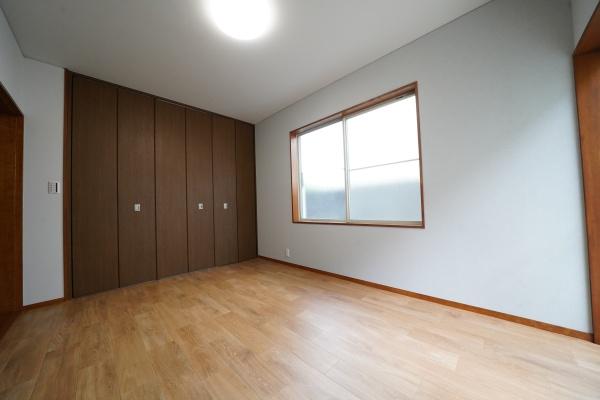 八王子市久保山町　中古戸建の洋室画像
