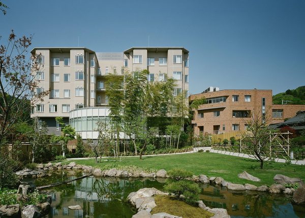 八王子市初沢町　中古戸建の病院画像
