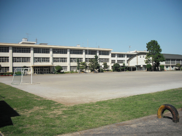 ヴェルドミール大和田の小学校画像