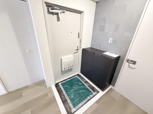 ローズハイツ八王子B棟の玄関画像