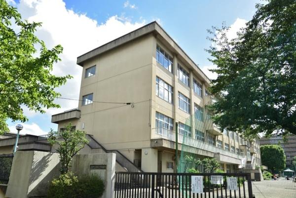 昭島つつじが丘ハイツ4号棟の中学校画像