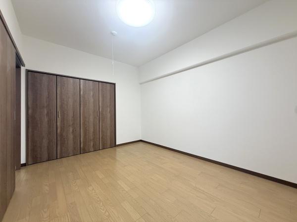 昭島つつじが丘ハイツ4号棟の洋室画像