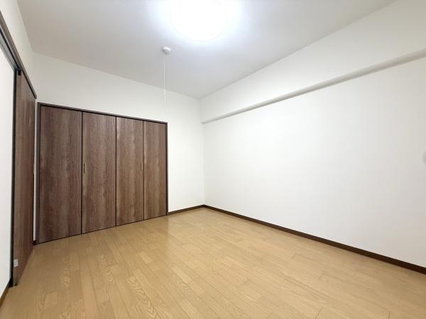 昭島つつじが丘ハイツ4号棟の洋室画像