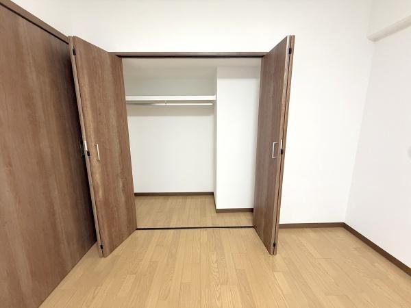 昭島つつじが丘ハイツ4号棟の収納画像