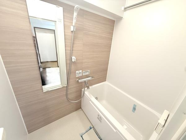 昭島つつじが丘ハイツ4号棟のバス画像