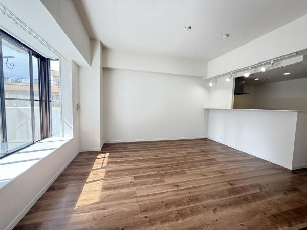 東急ドエルアルス川口並木のリビング画像