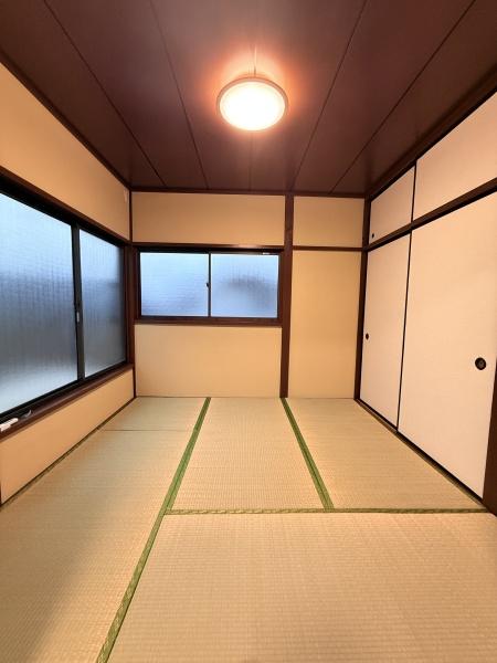 八王子市石川町 中古戸建の和室画像