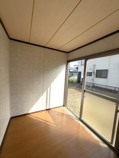 笛吹市石和町川中島 平屋のリビング画像