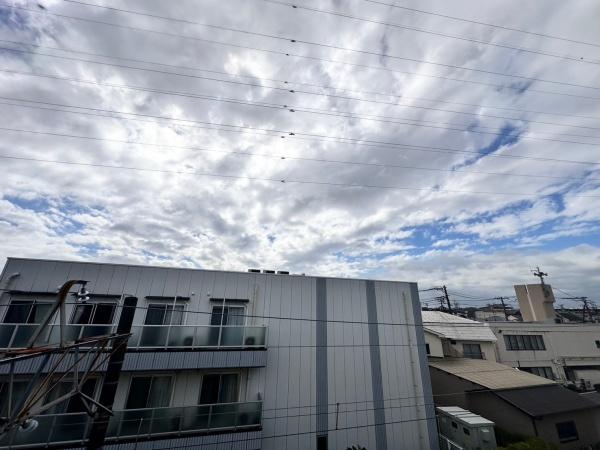 サンマンションツルトミの現地からの眺望画像