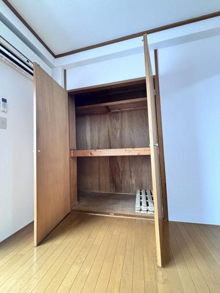 貝塚フラットの収納画像