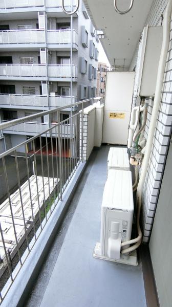 イズミハイツのバルコニー画像