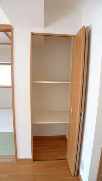 プルミエール多摩川の収納画像