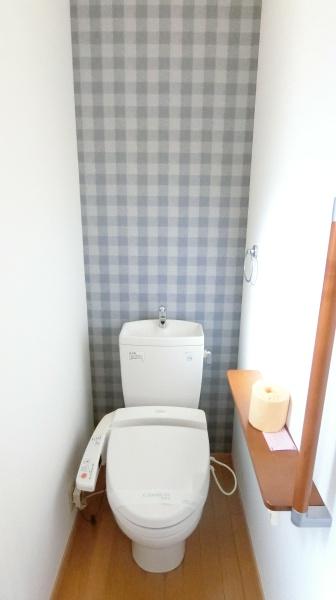 旭町一丁目戸建のトイレ画像