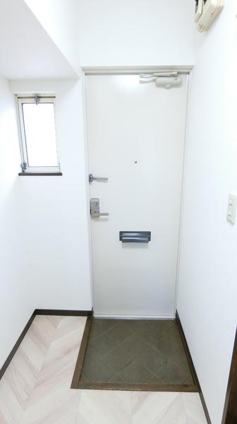 アドウエスタリアの玄関画像