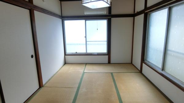 第2初音荘のリビング画像