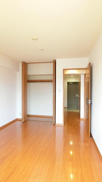 プルミエール多摩川の洋室画像