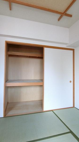プルミエール多摩川の収納画像