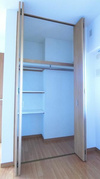 プルミエール多摩川の収納画像