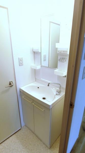 サンローズマンションの洗面台・洗面所画像