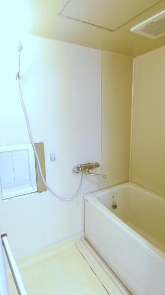 サンローズマンションのバス画像