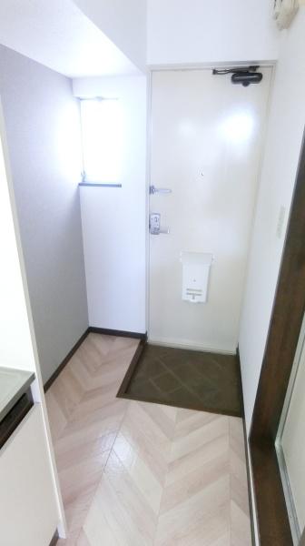 アドウエスタリアの玄関画像