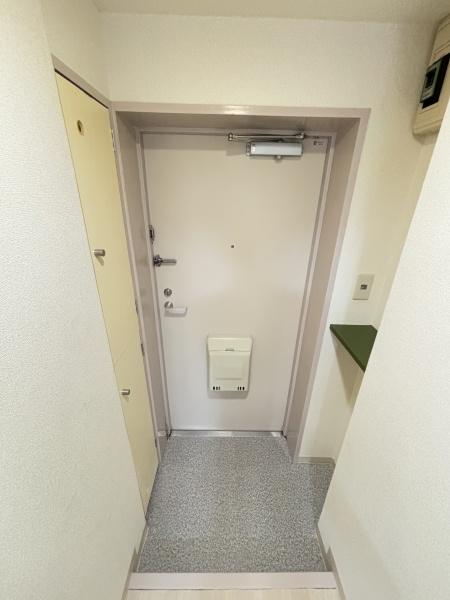 トップ川崎第8の玄関画像