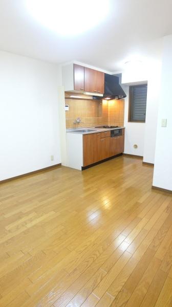 ロードスプリング出来野のリビング画像