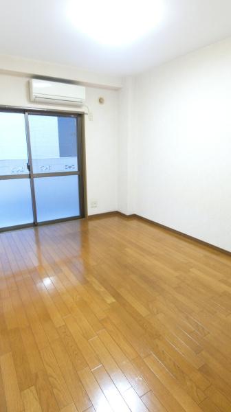 ロードスプリング出来野の洋室画像