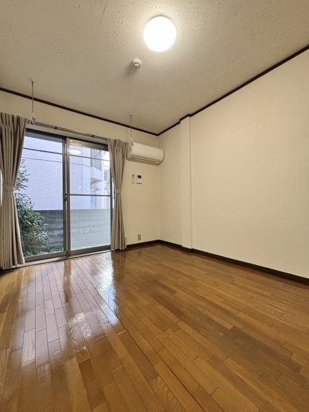 マンション神保の洋室画像