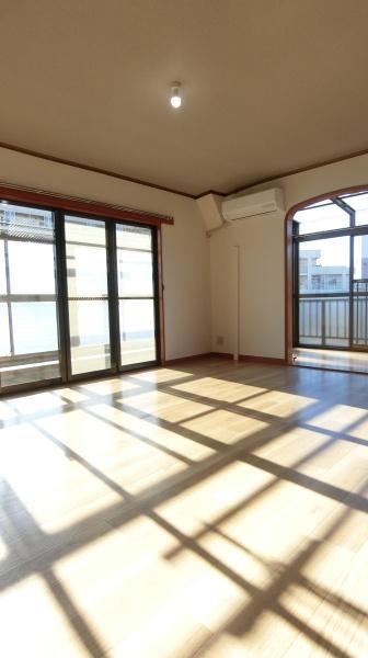 第2日誠コーポの洋室画像