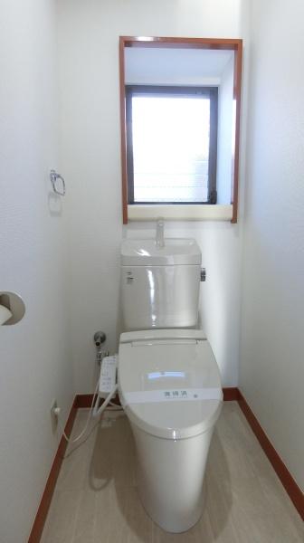 第2日誠コーポのトイレ画像