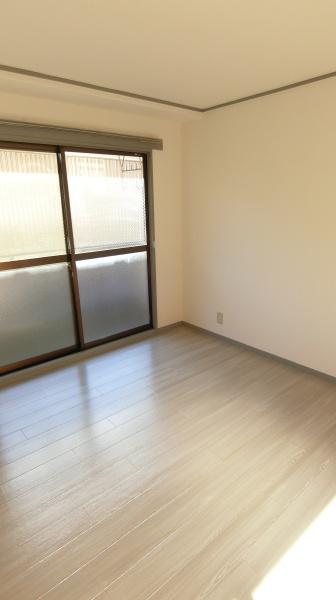 第2日誠コーポのリビング画像