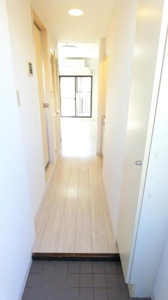 ルネ川崎の玄関画像