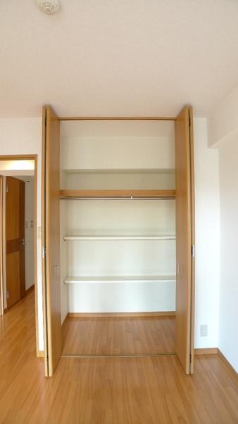 プルミエール多摩川の収納画像