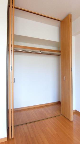 プルミエール多摩川の収納画像