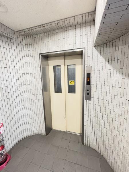 スカイノブレ川崎柳町のエントランス画像